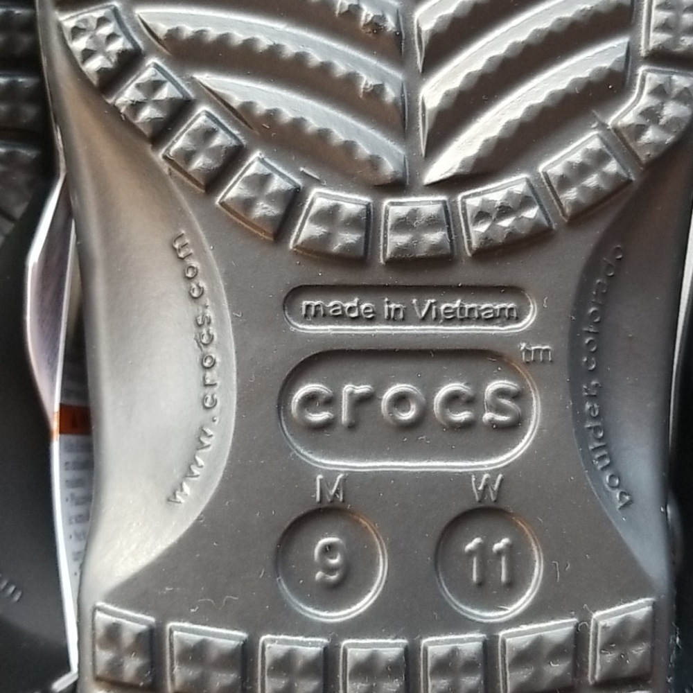 Sz M8/W10 CROCS Baya Clog - Picture 5 of 11